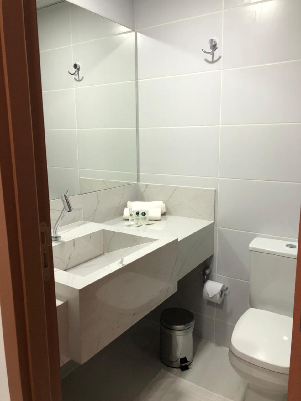 Hotel Oasis De Patos Dış mekan fotoğraf